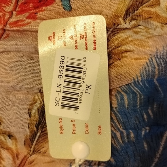 Pretty Angel Linen Scarf with Multicolor Pattern and Beads, NWT - Picture 4 of 8